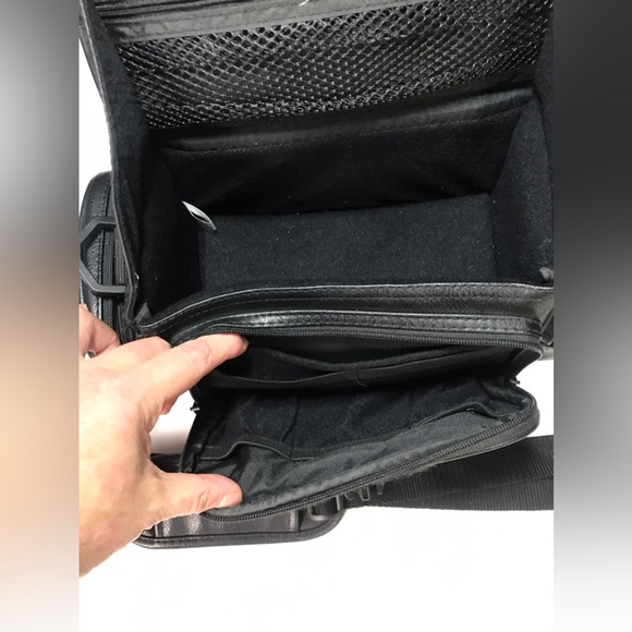 Sony Vintage Black Faux Leather Camera Video With Strap Bag - Picture 6 of 10